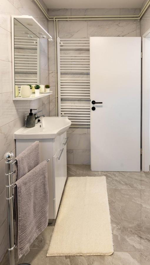 Apartmani Sun & Moon Bjelovar Exteriér fotografie