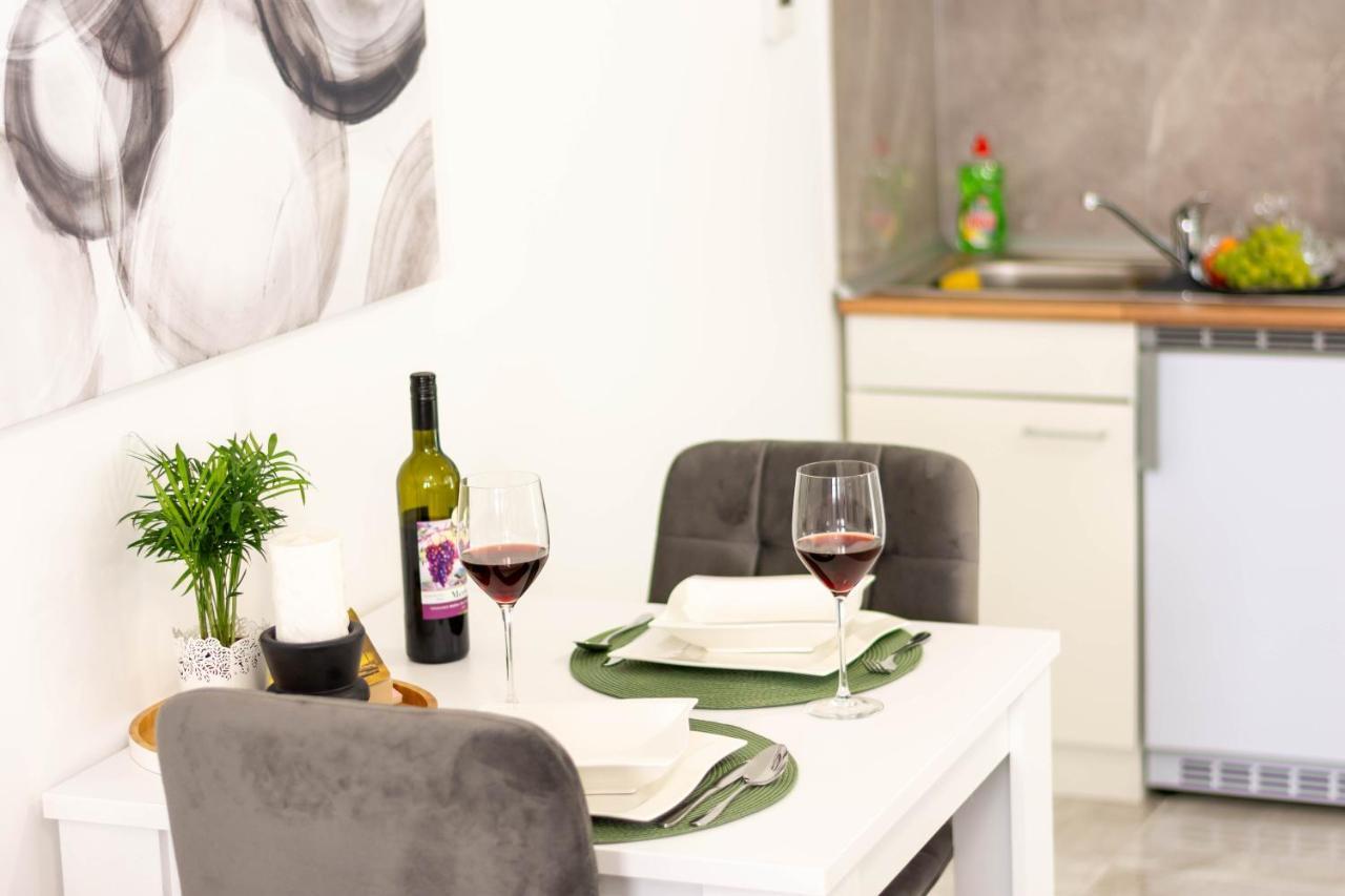 Apartmani Sun & Moon Bjelovar Exteriér fotografie