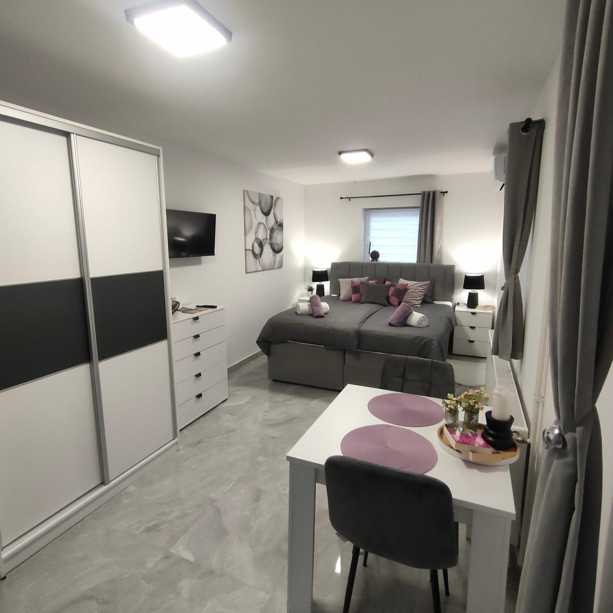Apartmani Sun & Moon Bjelovar Exteriér fotografie